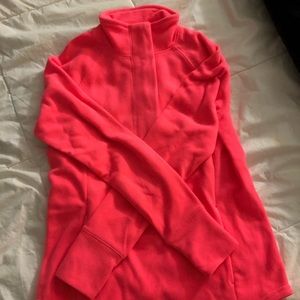 ❌❌SOLD❌❌ NWOT hot pink workout top